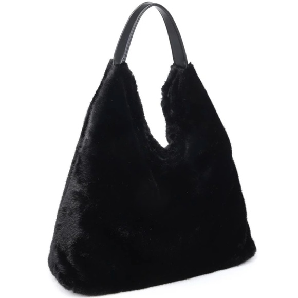 NWT Black Hobo Bag Large Soft Vegan Shoulder Handbag Stylish Everyday - Picture 5 of 6